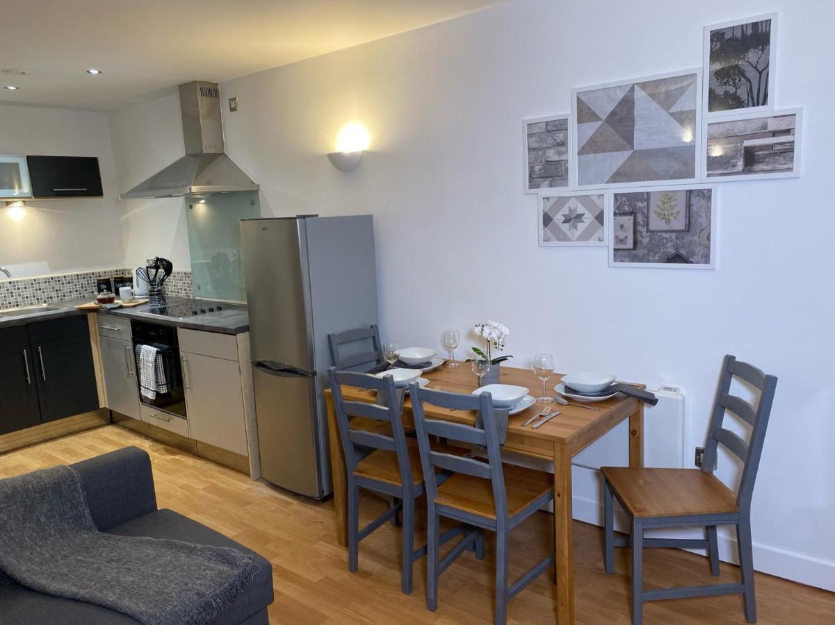 Westone Aspect Sheffield Extérieur photo