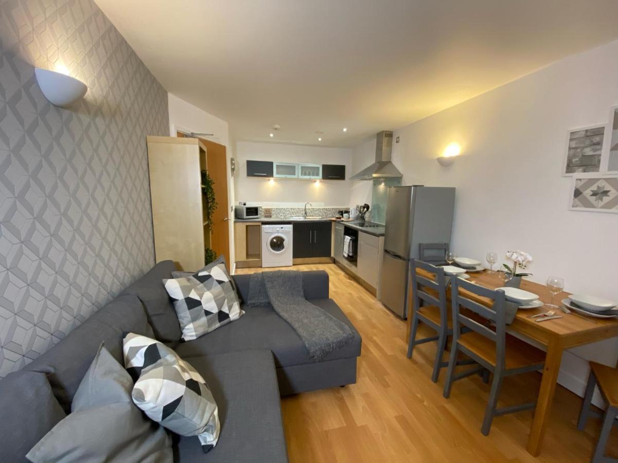 Westone Aspect Sheffield Extérieur photo